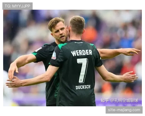 帕夫利迪斯14球领跑射手榜，本菲卡锋线支柱点射精湛